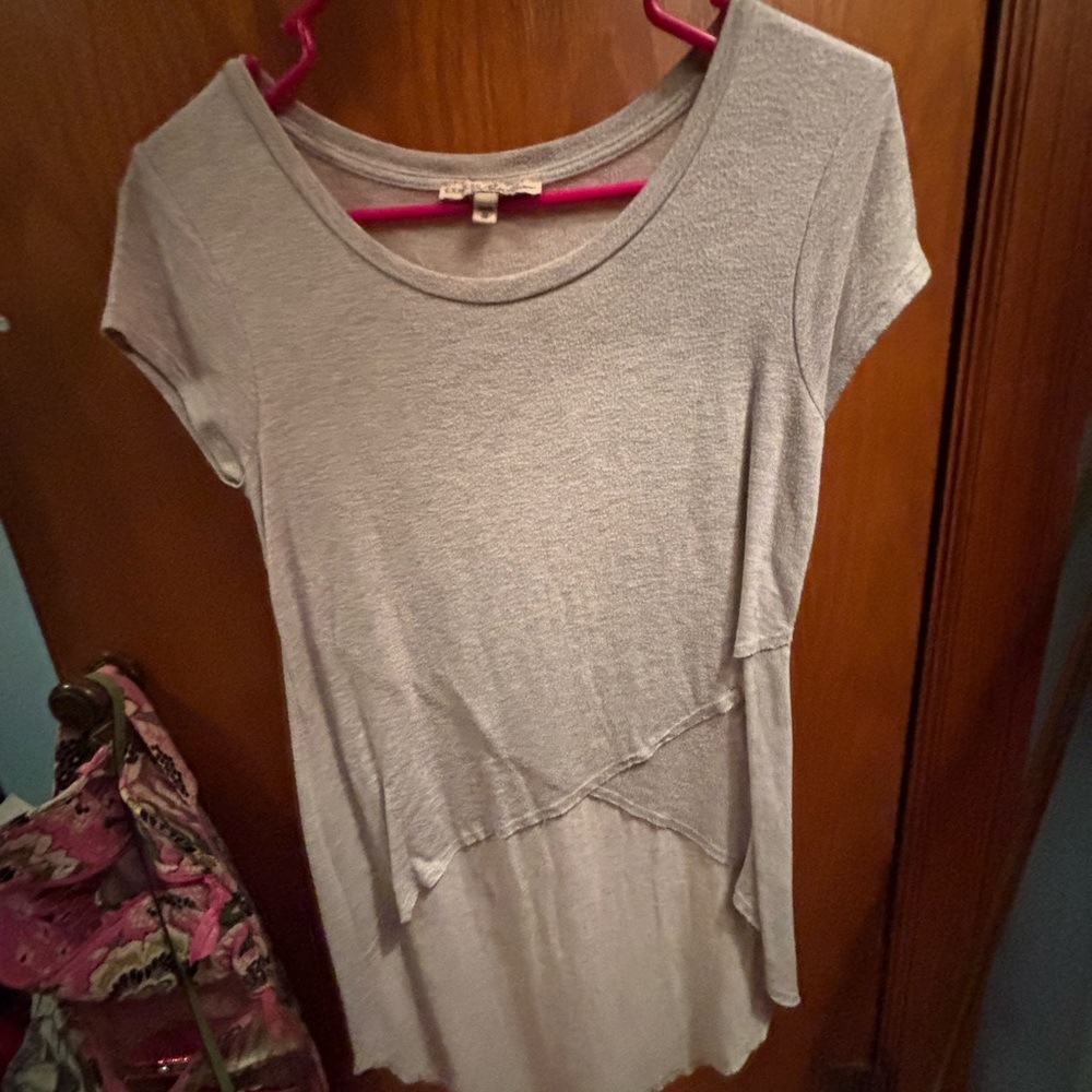 🩶Express Gray Asymmetrical Tunic Top🩶